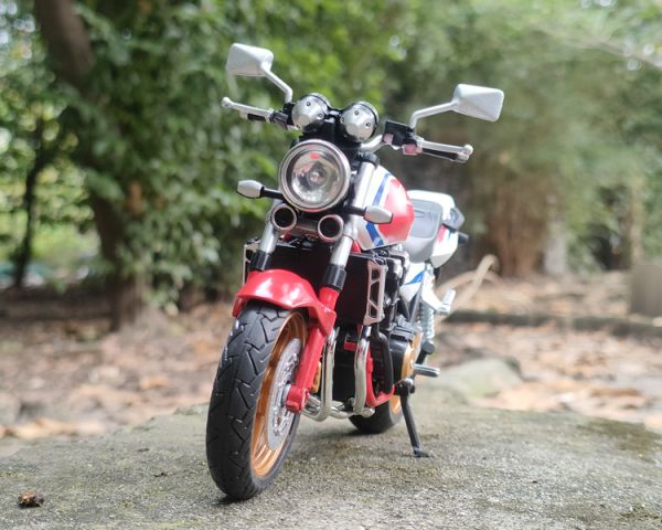 1/12 本田 CB1300SF 重機模型 