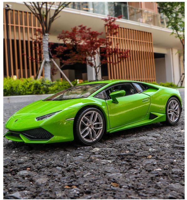 藍寶堅尼 LP610 小牛 1/24 合金車 