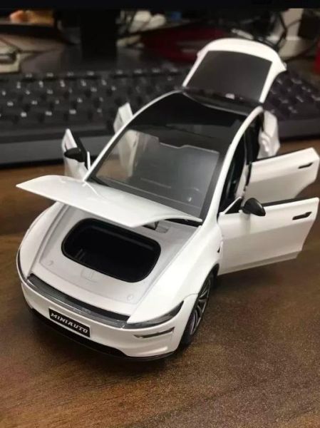 1:24 特斯拉 煥新Y 新Y合金車 1/24 