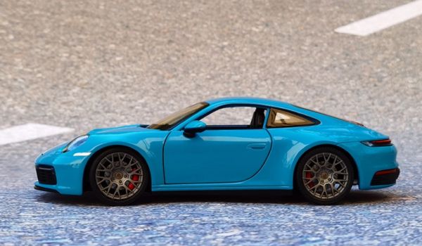 welly 1:24  911 Carrera 4S 卡雷拉 wl24001 