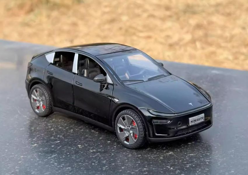 1:32 特斯拉 煥新Y 合金車 1/32 