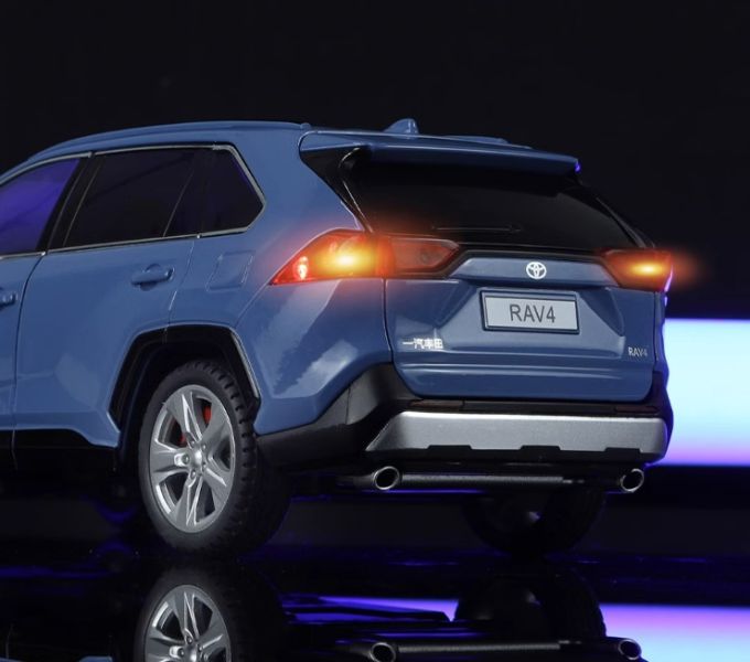 1/24  豐田 RAV4 合金車 1:24 模型車 