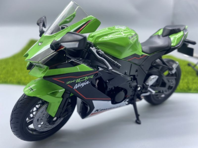 川崎 新忍者 ZX10R 重機模型 