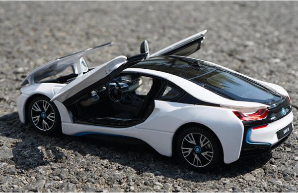 星輝 BMW I8 1/24 合金車 