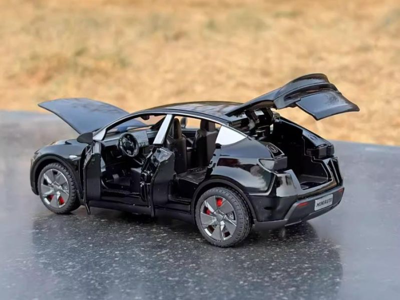 1:32 特斯拉 煥新Y 合金車 1/32 