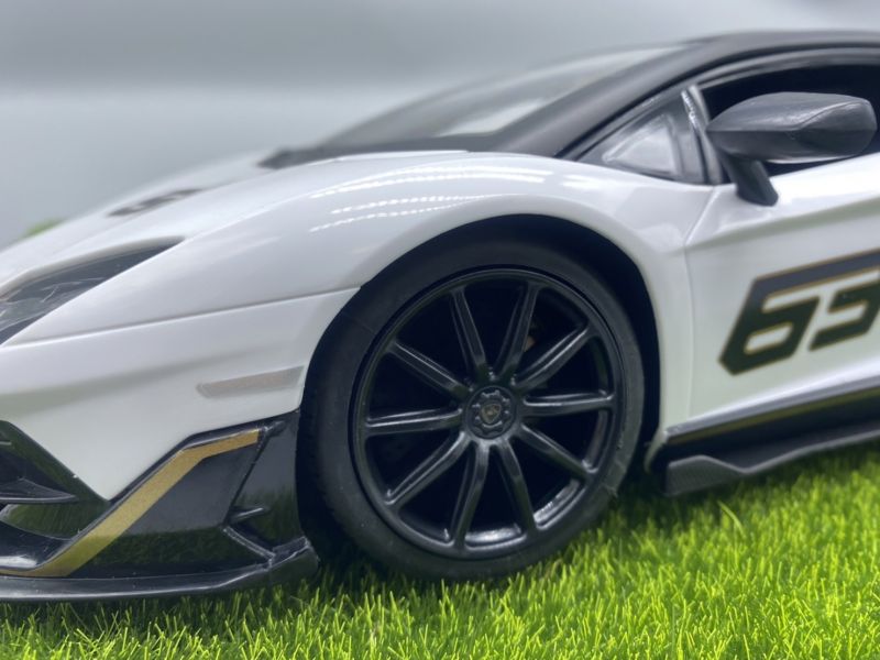 1:14 藍寶堅尼 大牛 SV SVJ 遙控車 