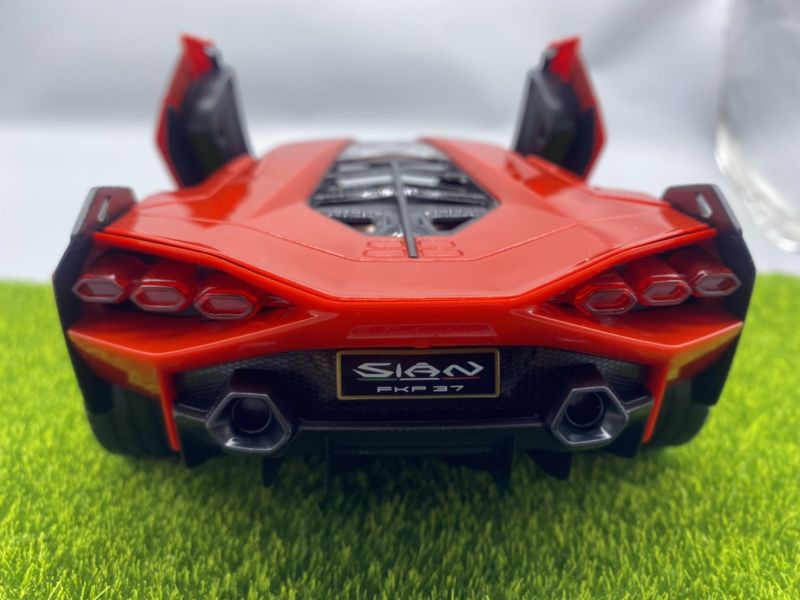 藍寶堅尼 蠻牛 Sian 1/14 遙控車 