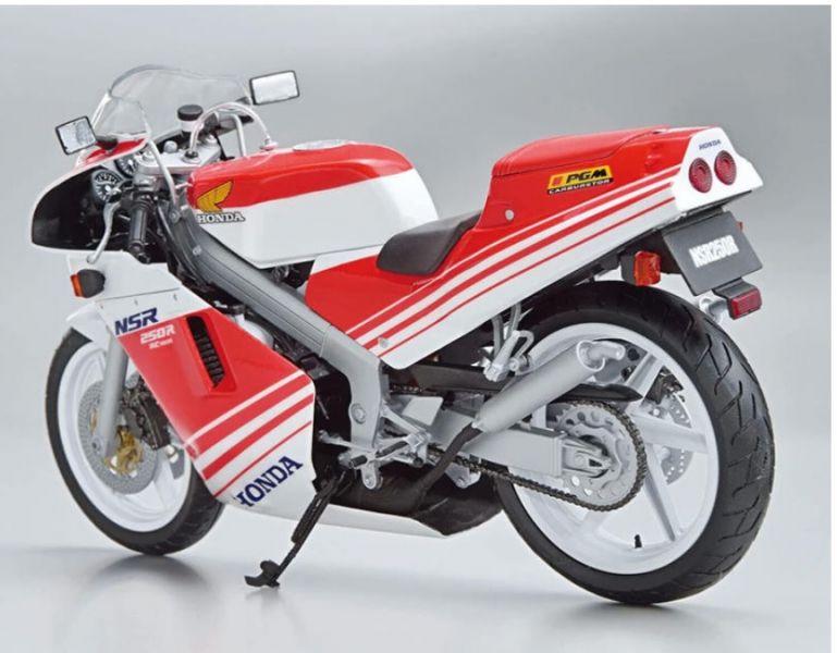 日本 青島 本田 MC18 NSR250R '88 重機模型 組裝模型 