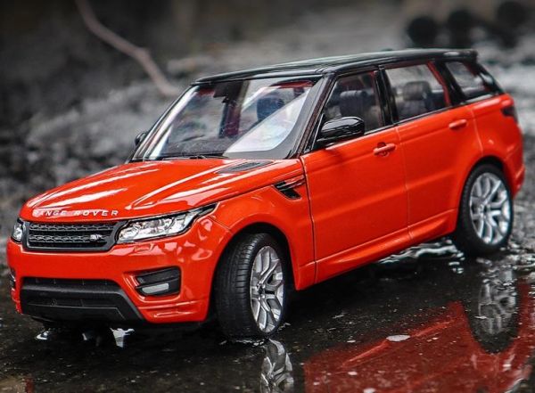 Land Rover 路虎 攬勝 1/24 合金車 