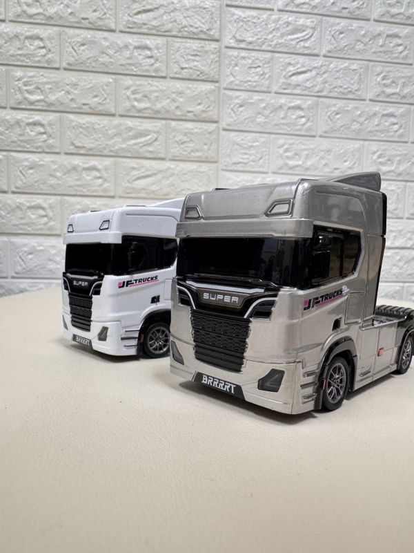 1:43  全比例 迷你遙控甩尾車 飄移車 