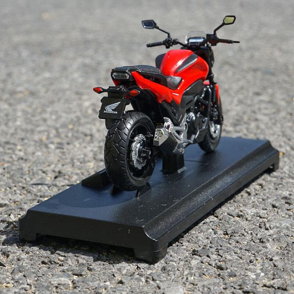 1:18 HONDA 本田 NC750S 
