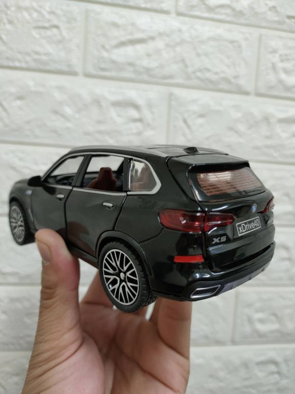 1:32 高仿真 BMW X5 