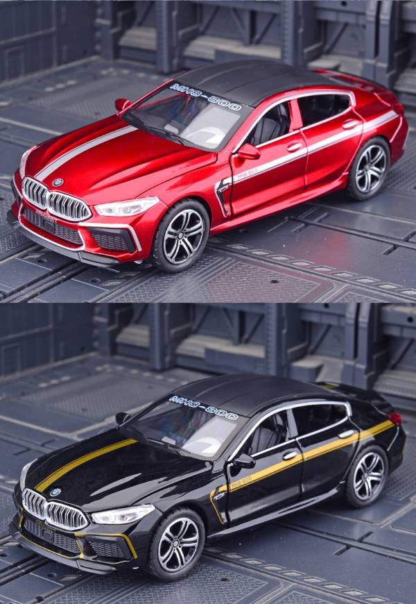 1:32 仿真 BMW M8 高仿真合金車 
