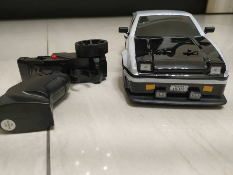高速甩尾車 頭文字D 飄移車 