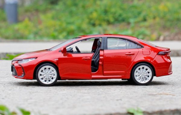 1/33 豐田 阿提斯 Altis 神A 合金車 