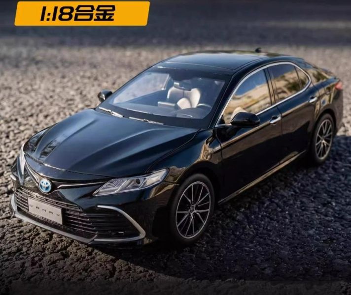 1:18 toyota Camry 凱美瑞 合金車 1/18 