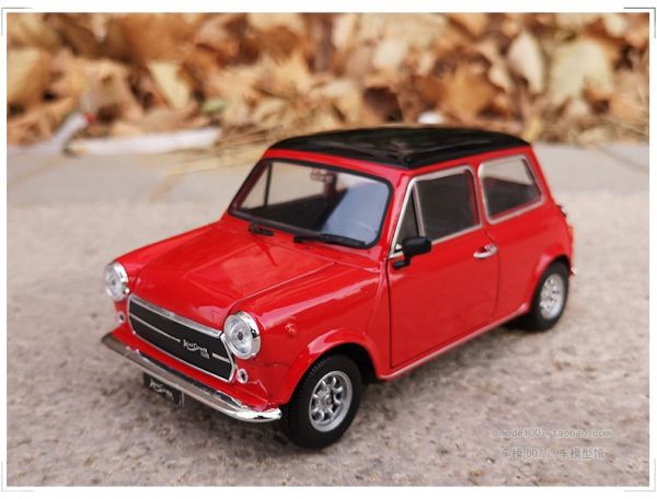 Welly 威利 正版授權 1：24 MINI COOPER 1300 合金車 