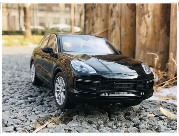 1/24 保時捷 cayenne 卡宴 合金車 