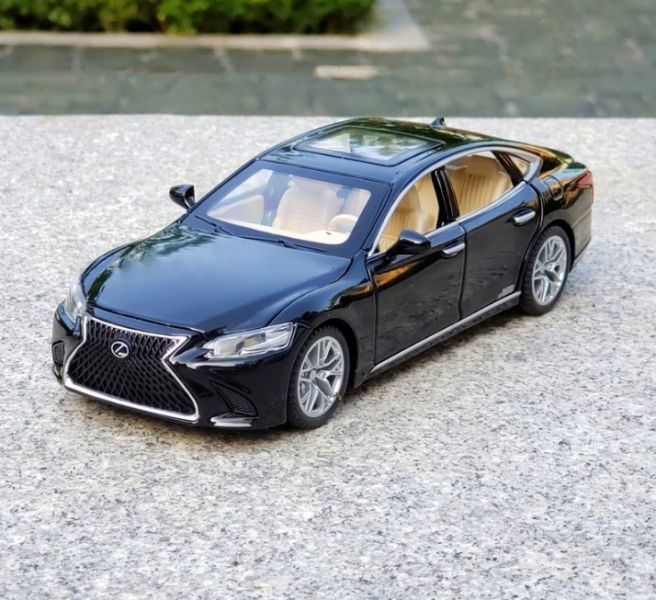 1/32 LEXUS LS500H 合金模型 合金車 1:32 