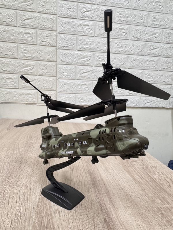 中尺寸 軍用 運輸機 遙控直升機 