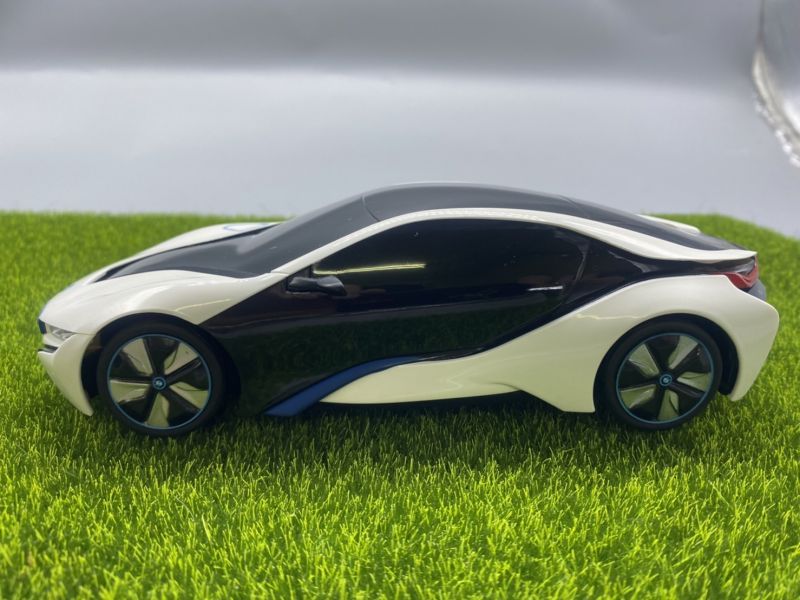 BMW I8 1/24 遙控車 