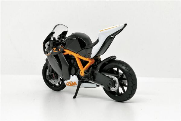 Bburago  KTM 1190 RC8 R 