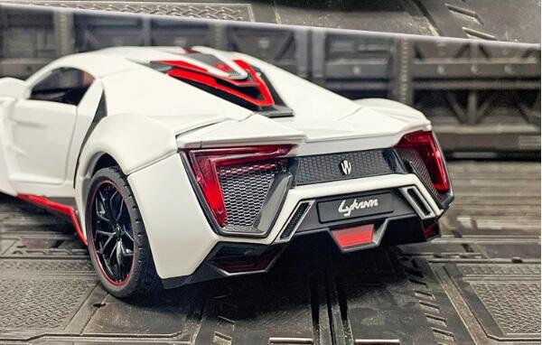 萊肯 玩命關頭 超跑 1/24 合金車 (CZ24003) 