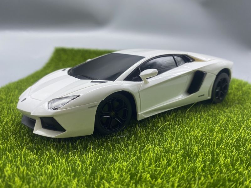 藍寶堅尼 大牛 LP700-4  1/24 遙控車 