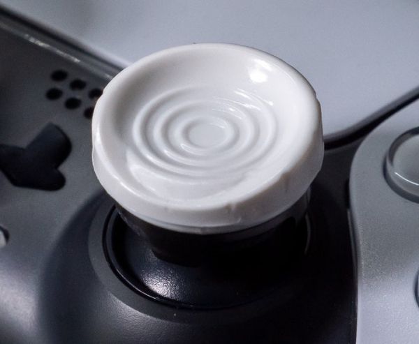 KontrolFreek - CQC RUSH 頂級 3D 類比套 桿套 / PS4 5 XBOX / 台灣公司貨 KontrolFreek,CQC RUSH,類比套,止滑,PS4,PS5,白色,XBOX,類比
