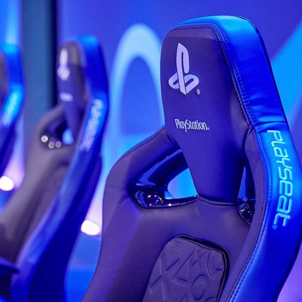 Playseat 電競椅 皮椅 L33T PlayStation 官方授權 / 頂級辦公椅 / 非公版商品 Playseat,電競椅,皮椅,辦公椅,L33T,ionrax,SADES,DXRacer