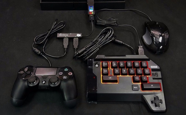 高速USB2.0 4埠HUB CronusMax Plus 克麥認證 ※ PS4 主機用 高速USB2.0,4埠,HUB,CronusMax Plus,克麥,PS4 主機用