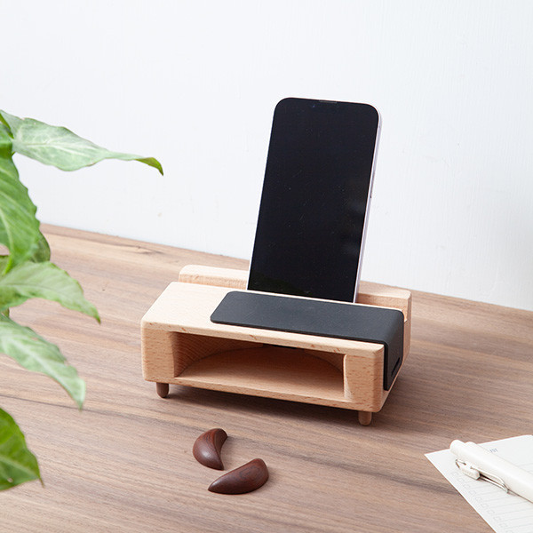 Amplifier Phone Holder 擴音、手機座、趣味小物、詼諧、擲筊、信仰,木匠,木匠兄妹,禮物,精品,辦公用品,居家用品,居家裝飾,台灣製造,交換禮物,造型,生日禮物,年節禮物,聖誕禮物,手機座,手機架,療癒,木製,造型,收納