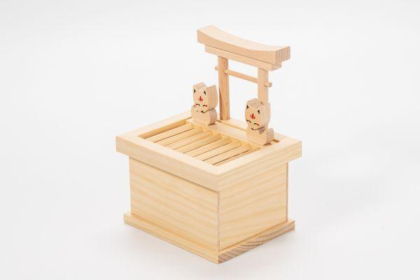 Blessing Saisen Box 木匠,木匠兄妹,禮物,精品,辦公用品,居家用品,居家裝飾,台灣製造,交換禮物,造型,生日禮物,年節禮物,聖誕禮物,療癒,木製,造型,收納,台灣製造