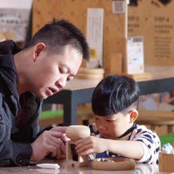 工廠導覽+DIY 【工廠見學小旅行】 3人同行票券 | **無附餐** 開放工廠,工廠導覽,木工手作,沉浸體驗,3人同行票券