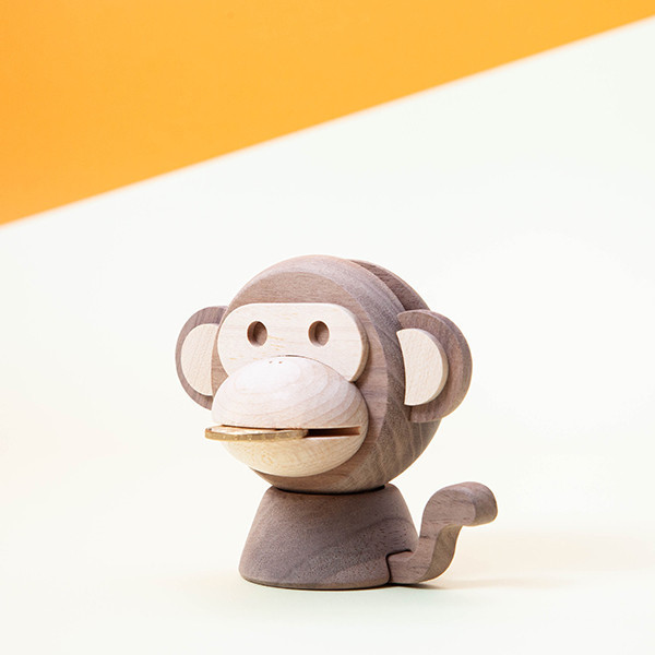 Rich Monkey Brings Wealth wood, woodwork, Office decoration, walnut wood, maple wood,
