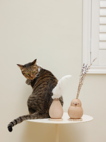 Funny cat stick/Flower vase Drop .  Bugu Bird 