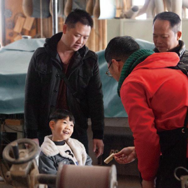 工廠導覽+DIY 【工廠見學小旅行】 3人同行票券 | **無附餐** 開放工廠,工廠導覽,木工手作,沉浸體驗,3人同行票券