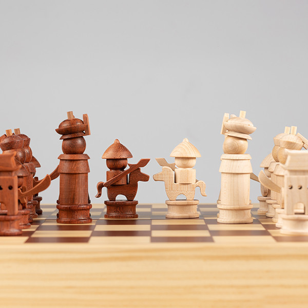 CARPENTER |【清宮計-西洋棋  (平裝版)-固碳量2212克】 木匠,木匠兄妹,禮物,精品,台灣製造,交換禮物,造型,生日禮物,年節禮物,聖誕禮物,兒童節,療癒,木製,造型,收納,童玩趣味,親子遊戲,益智,桌遊,,原木,西洋棋