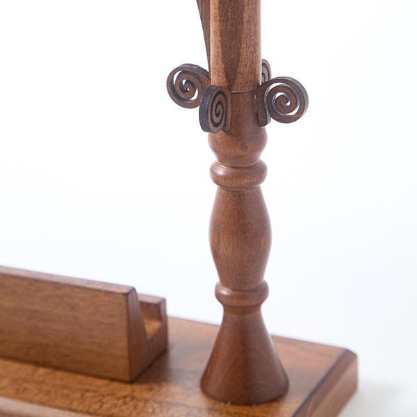 客製化禮品(ODM)-基隆鈴蘭燈名片座 木匠,木匠兄妹,客製,獨一無二,居家,商業,木製,台灣製造,造型,收納,置物,聯名,精品,禮物,設計,LOGO,立體象棋,象棋,天龍八部