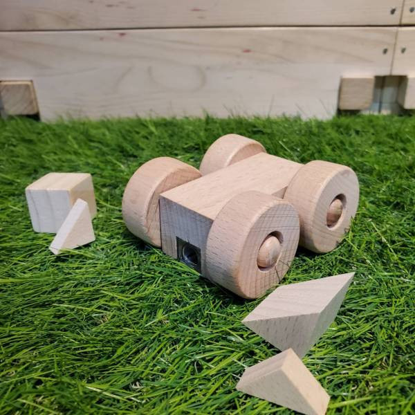 團體行程 |【 植感體驗日 | 創意DIY × 永續環保 × 園區探索體驗 】| 暑期安親、社團活動、企業團建共創永續新體驗！ 木匠,木匠兄妹,班親會,同學會,DIY,木工,戶外活動,室內場地,遊戲區,餐飲,沙坑,打卡,無障礙設施,哺乳室,尿布間,停車場,后里,台中