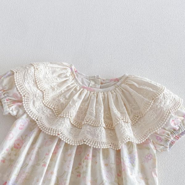 花邊大翻領碎花包屁衣+髮帶 