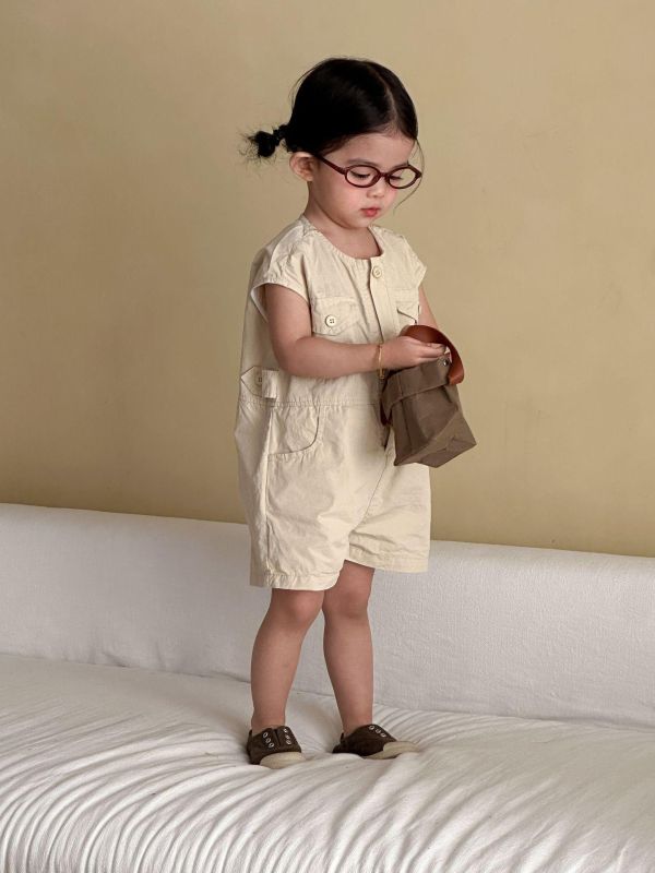 後字母刺繡素色休閒連身裝 