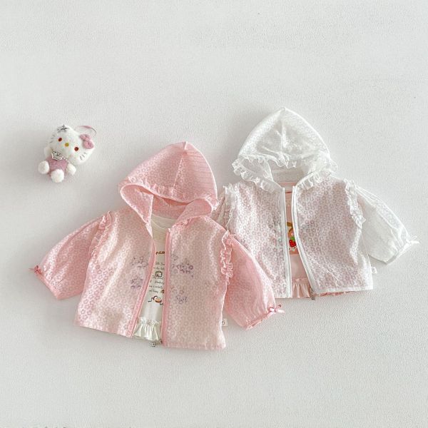 滿版小花木耳邊連帽透氣外套 