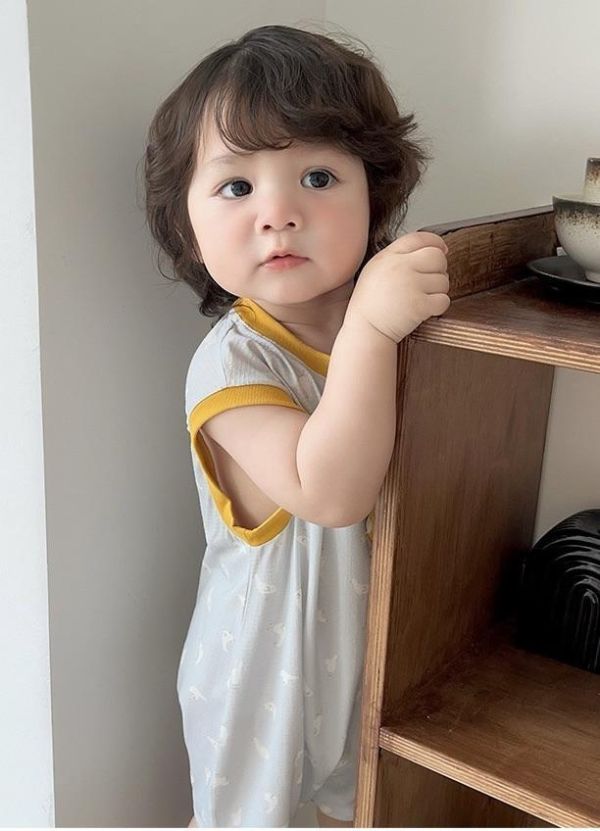 可愛立體小鴨背心式連身裝 