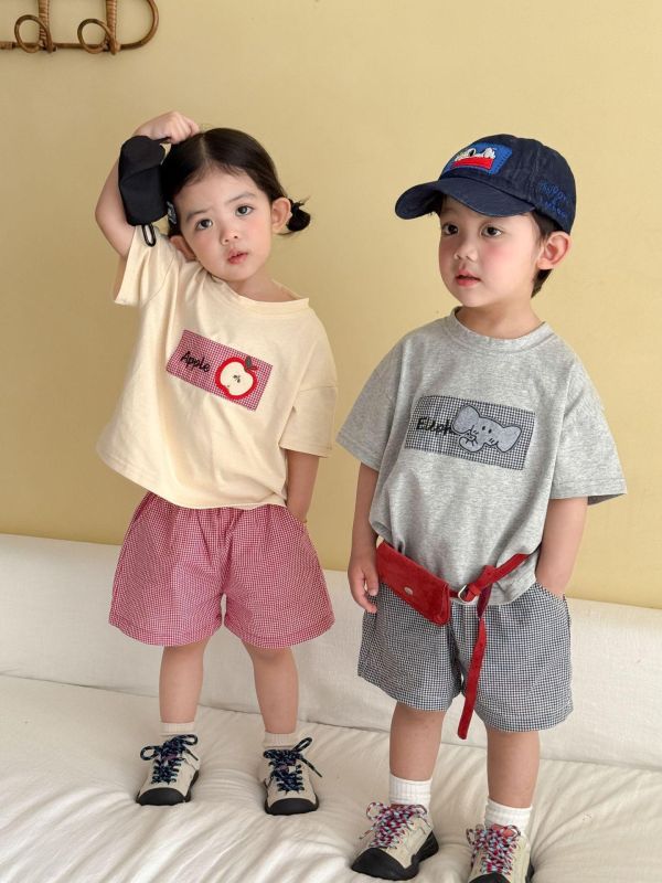 蘋果/大象布標上衣+格紋短褲套裝 