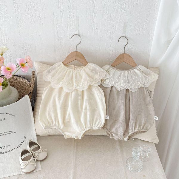 蕾絲大花翻領無袖包屁衣 