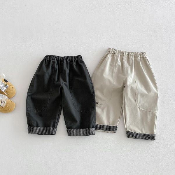 造型反摺格紋素色休閒長褲 