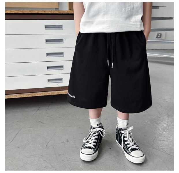字母印花素色抽繩寬鬆短褲 