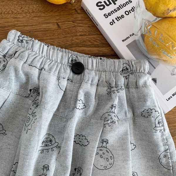 太空星球塗鴉素色五分短褲 