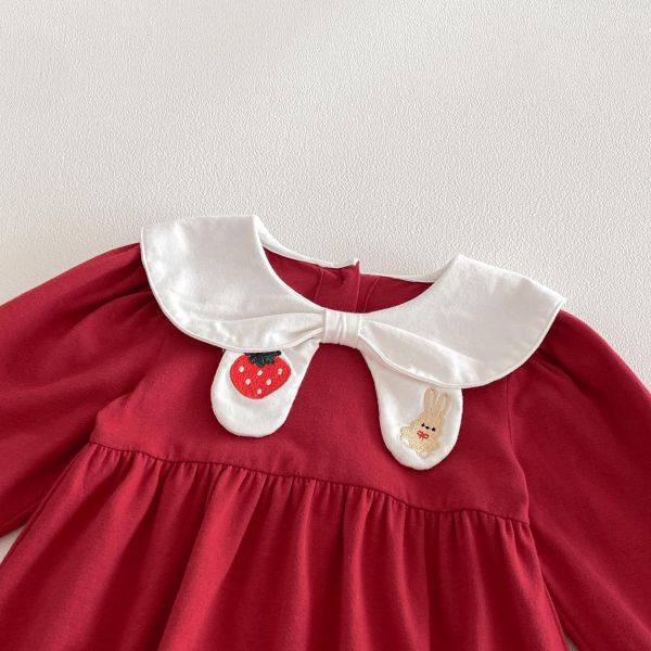 翻領草莓兔子刺繡包屁衣 